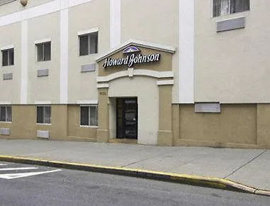 **  West Farms Hotel New York États-Unis